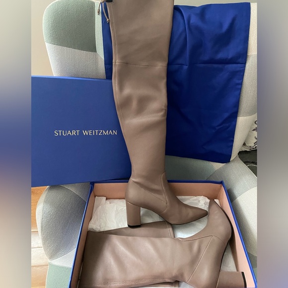 Stuart Weitzman over the knee boots - Picture 7 of 9